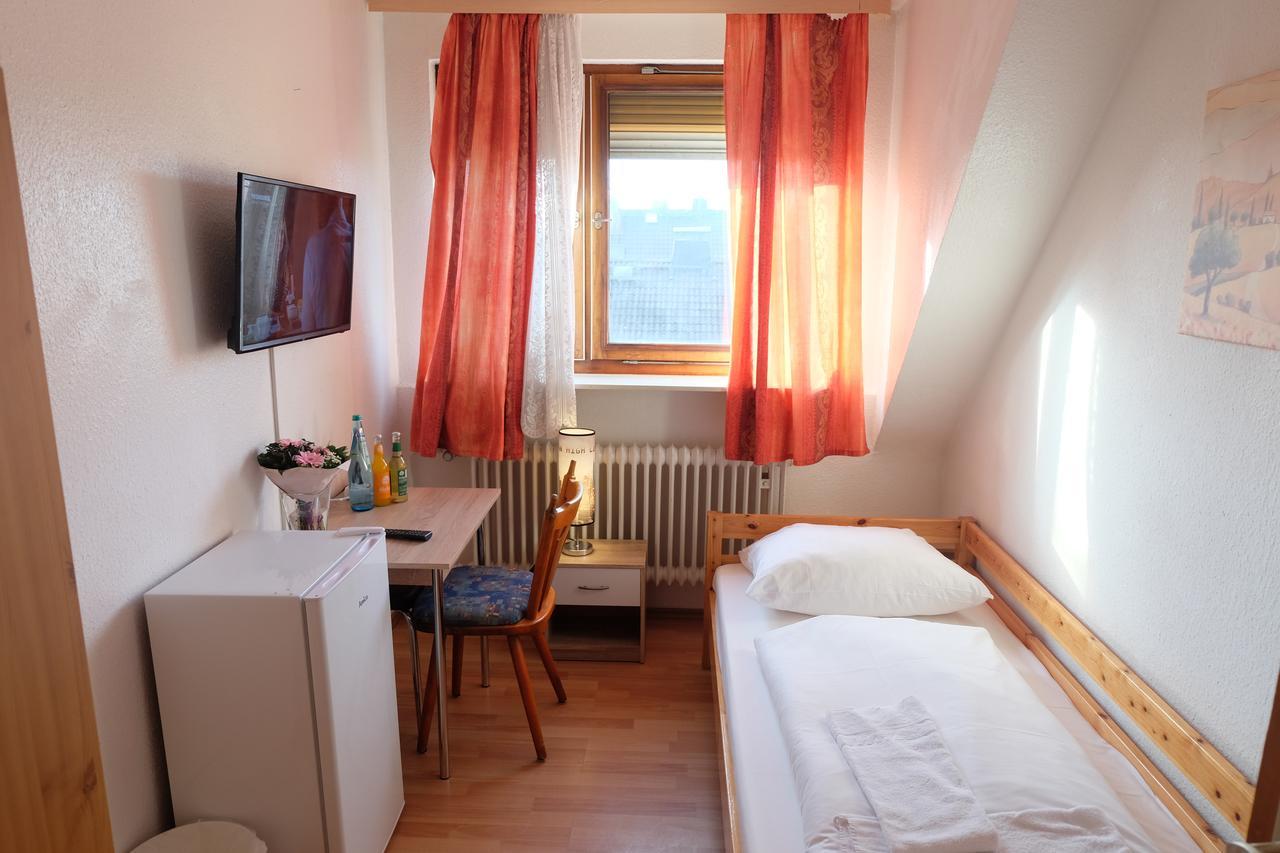 Panorama Hotel Kassel Niestetal Екстериор снимка