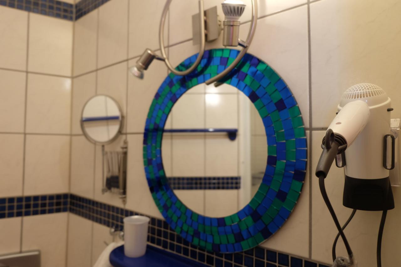 Panorama Hotel Kassel Niestetal Екстериор снимка