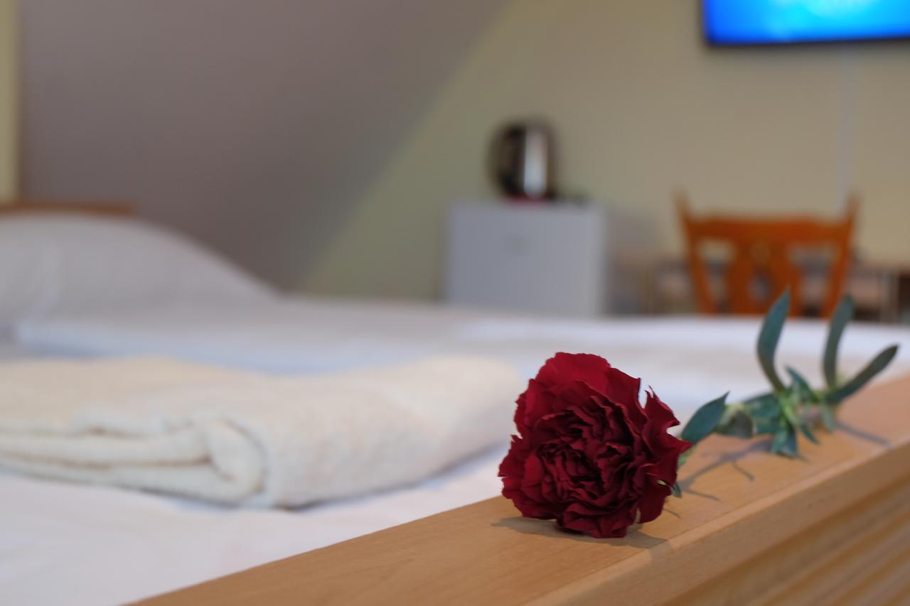 Panorama Hotel Kassel Niestetal Екстериор снимка
