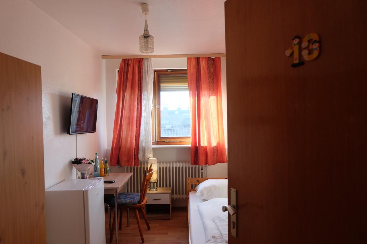 Panorama Hotel Kassel Niestetal Екстериор снимка